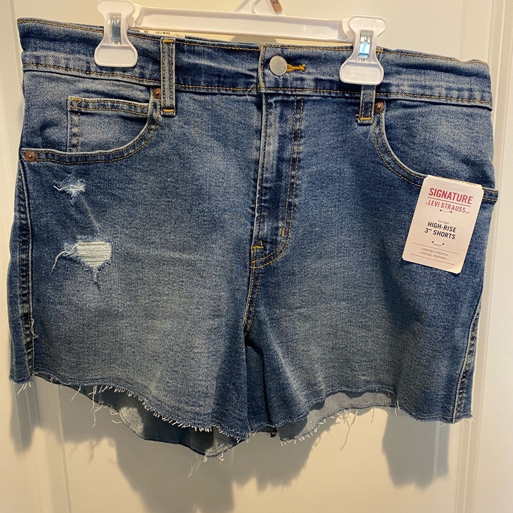 Levi signature jean shorts